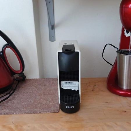 Central 6Th Floor Studio Near Metro & View&200Mbps Atenas Exterior foto