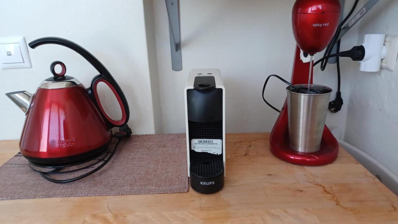 Central 6Th Floor Studio Near Metro & View&200Mbps Atenas Exterior foto
