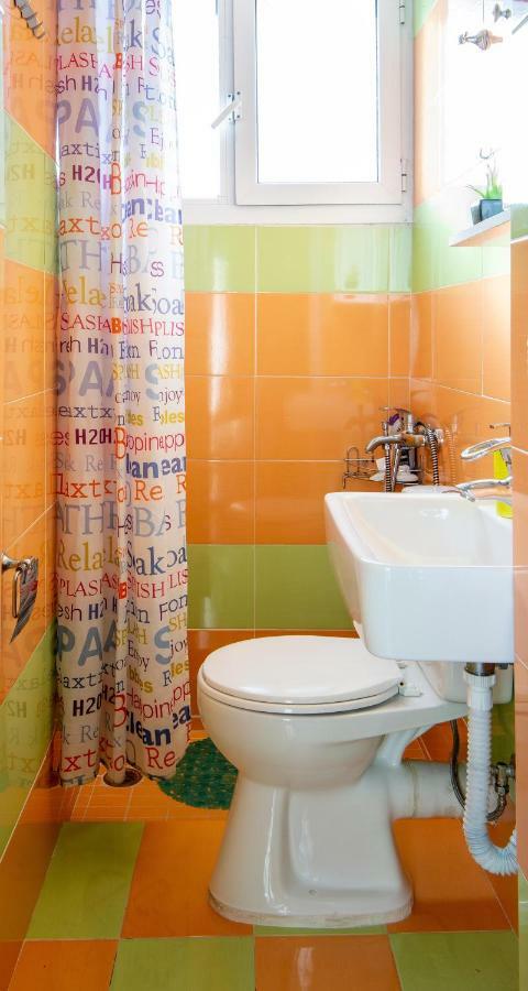 Central 6Th Floor Studio Near Metro & View&200Mbps Atenas Exterior foto